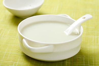 2D心理恐怖冒险游戏《梦中影》中文试玩版上线